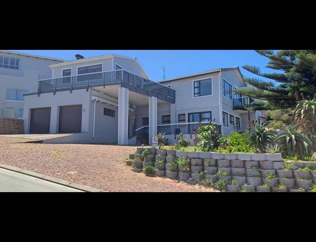 5 BEDROOM HOUSE FOR SALE IN JONGENSFONTEIN